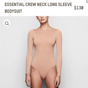 SKIMS-Essential crew neck long sleeve bodysuit
